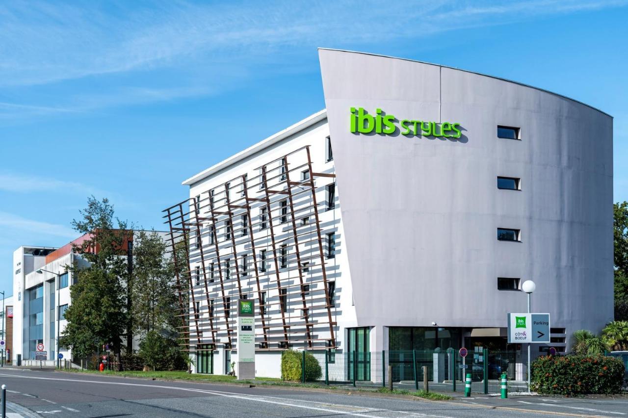 Ibis Styles Rennes Cesson Hotell Exteriör bild